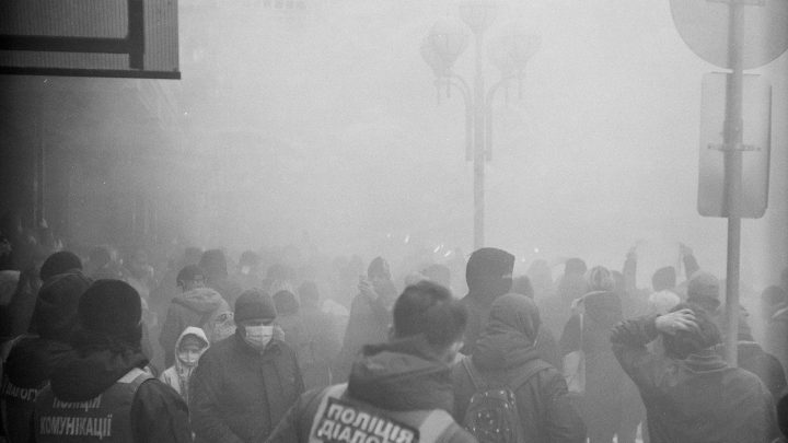 Wpływ smogu na zdrowie: Jak chronić siebie i swoją rodzinę?