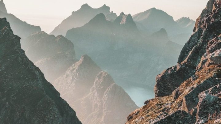 Co zabrać w góry w zależności od pogody? Niezbędnik bezpiecznego turysty.