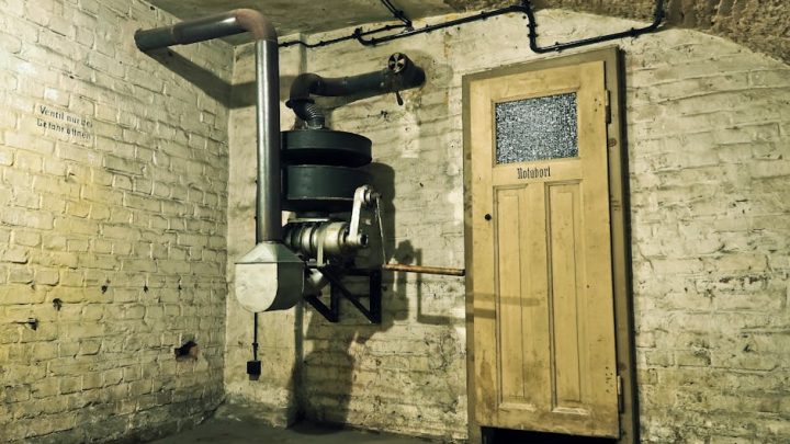 Jak zbudować przydomowe schronienie na wypadek ekstremalnych zjawisk pogodowych (np. silne wichury, tornada)?