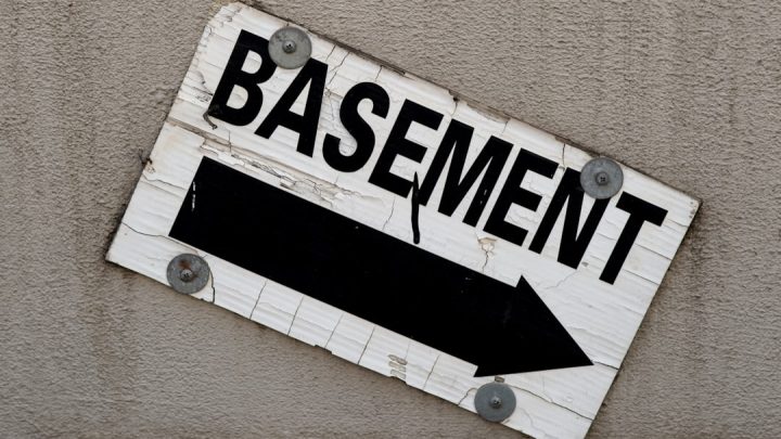 Przygotowanie piwnicy na wiosenne roztopy: Jak zapobiec zalaniu i wilgoci w domu?