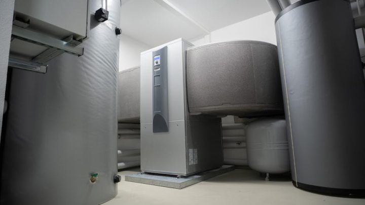 Jak przygotować zapasową instalację wodną w domu na wypadek suszy lub awarii sieci wodociągowej?
